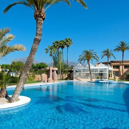 Villasol & Hotel 2*