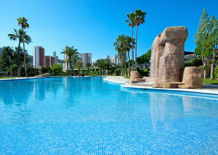 Villasol & Hotel 2*